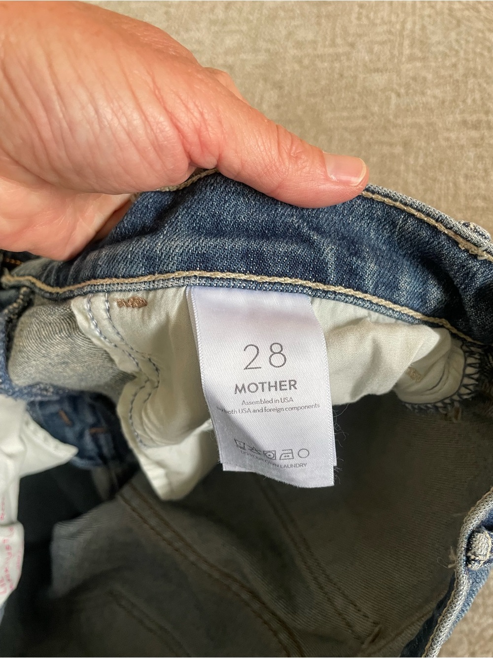 Mother Denim Lil Hustler Roller Ankle. EUC!!! - Picture 3 of 6
